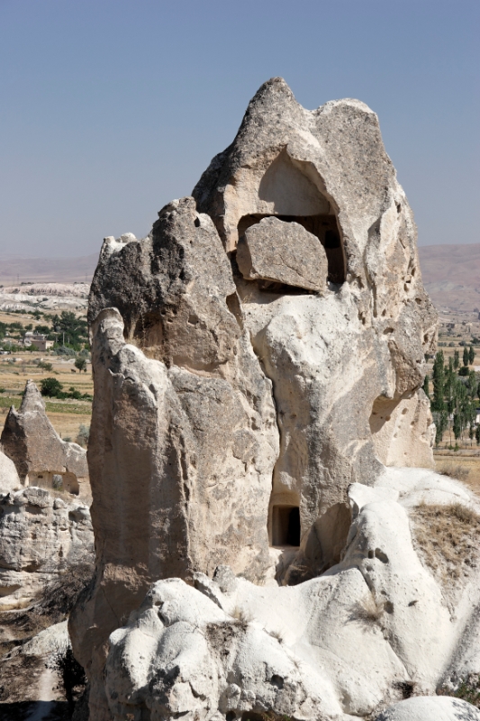 Fairy chimney rock formations, Goreme, Cappadocia Turkey 43.jpg - Goreme, Cappadocia, Turkey